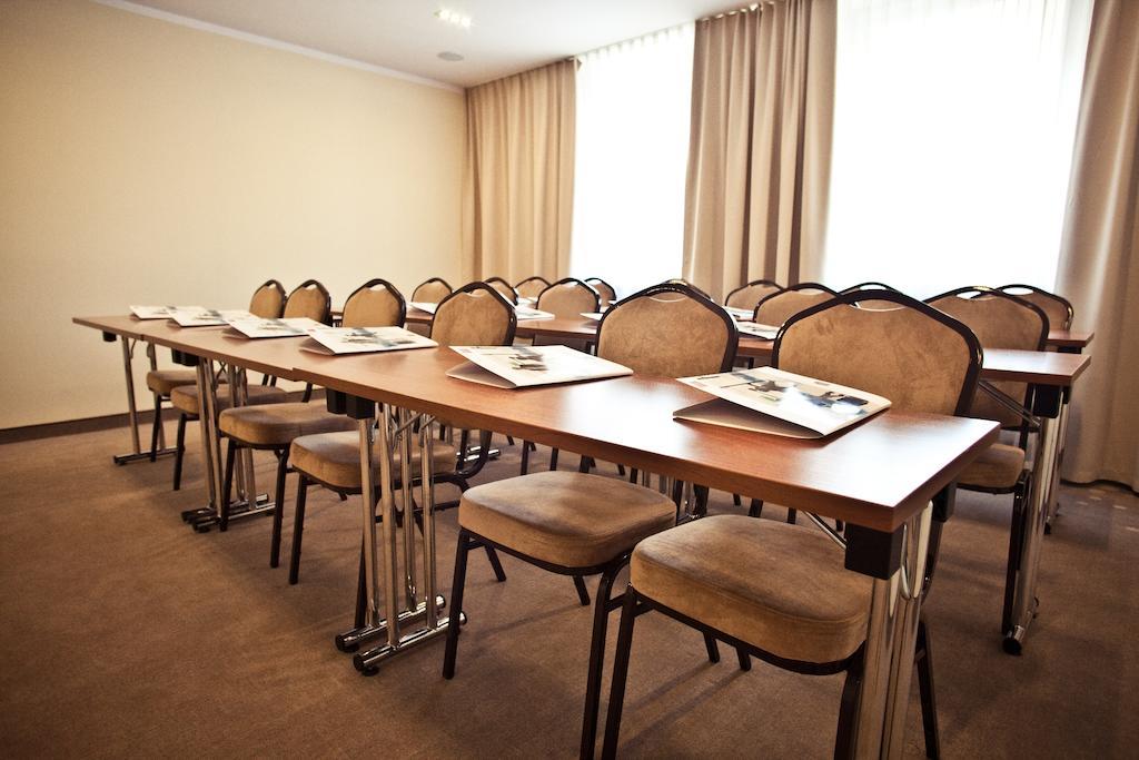 Mazovia Airport Modlin Hotel Nowy Dwór Mazowiecki